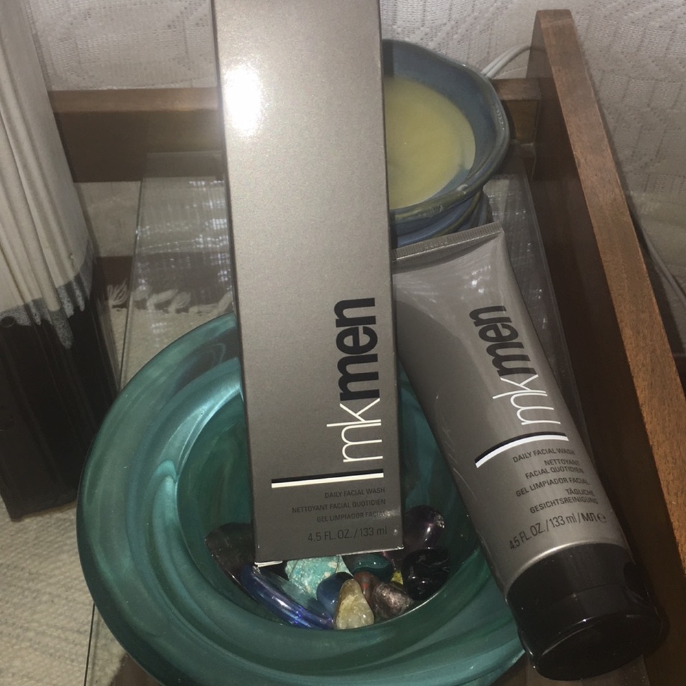 MK Men’s Facial Wash